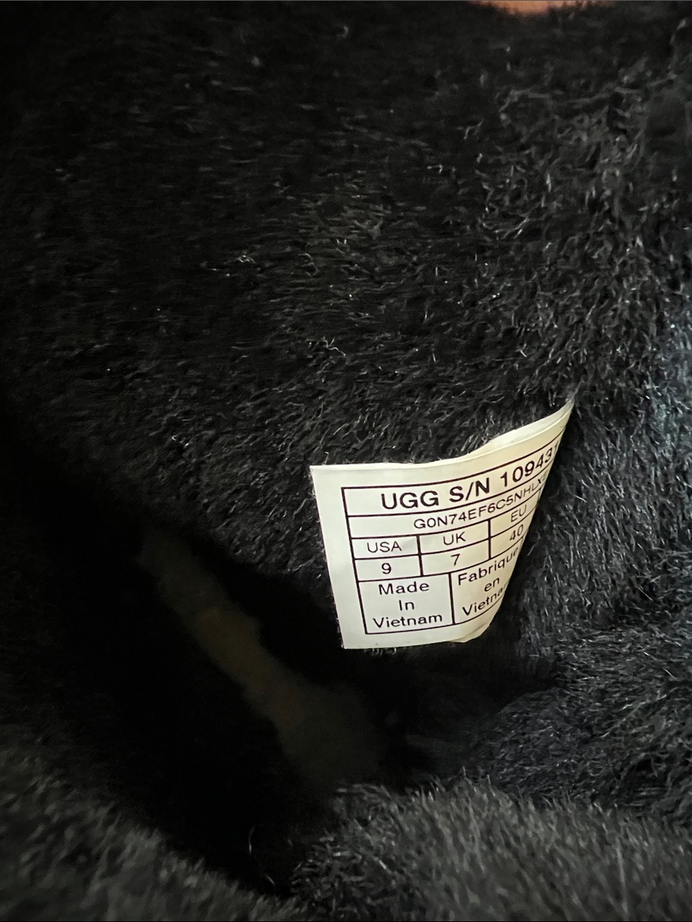 Ugg Bailey Boots in Black - Picture 4 of 6